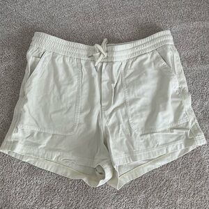 Athleta Farallon Short Size 18